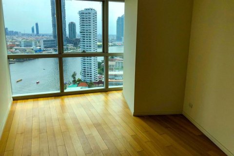 Condo in Khlong San, Bangkok, Thailand, 3 bedrooms  № 158672 - photo 14