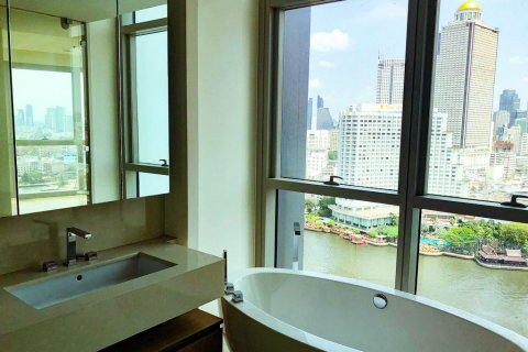 Condo in Khlong San, Bangkok, Thailand, 3 bedrooms  № 158672 - photo 16