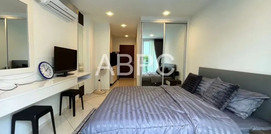 Estudio en el condominio en Pattaya, Tailandia № 210891