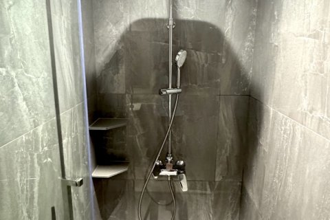 Condo à Phuket, Thaïlande, 2 chambres  № 139018 - photo 20