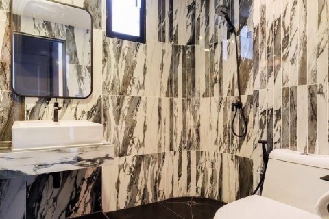 Дом в Ханг Донге, Таиланд с 5 спальнями  № 151137 - фото 16