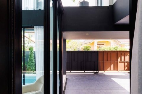 Дом в Ханг Донге, Таиланд с 5 спальнями  № 151137 - фото 4