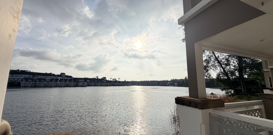 Condo à Phuket, Thaïlande, 2 chambres  № 151135