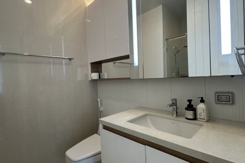 Кондоминиум с 2 спальнями в Патхум Ване, Бангкок, Таиланд № 151138 - фото 16