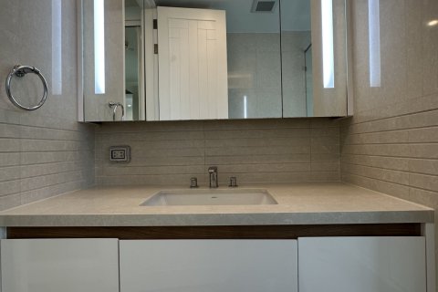 Кондоминиум с 2 спальнями в Патхум Ване, Бангкок, Таиланд № 151138 - фото 29