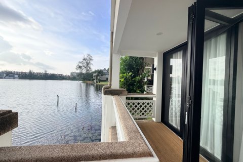 Condo à Phuket, Thaïlande, 2 chambres  № 151139 - photo 1