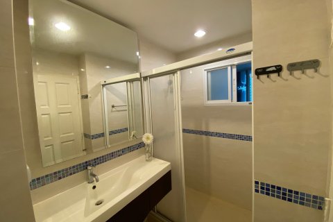 Studio dans le Condo à Watthana, Bangkok, Thaïlande  № 171285 - photo 14