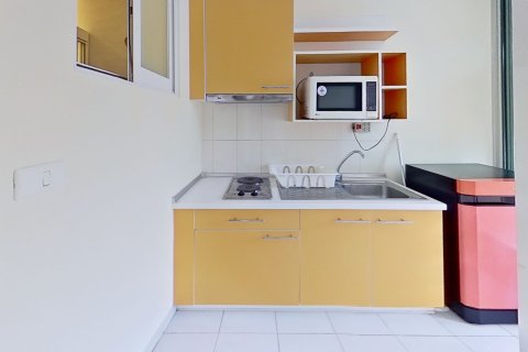 Studio dans le Condo à Watthana, Bangkok, Thaïlande  № 171285 - photo 5