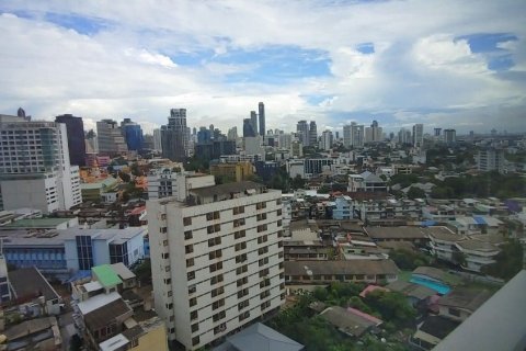 Studio dans le Condo à Watthana, Bangkok, Thaïlande  № 171285 - photo 15