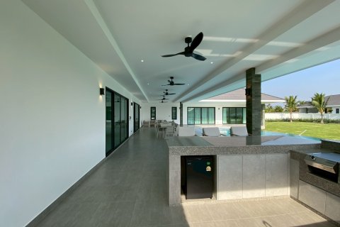 Дом в Хуа Хине, Таиланд с 5 спальнями  № 168088 - фото 6