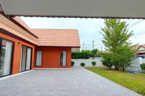 Дом в Хуа Хине, Таиланд с 3 спальнями  № 168090 - фото 2