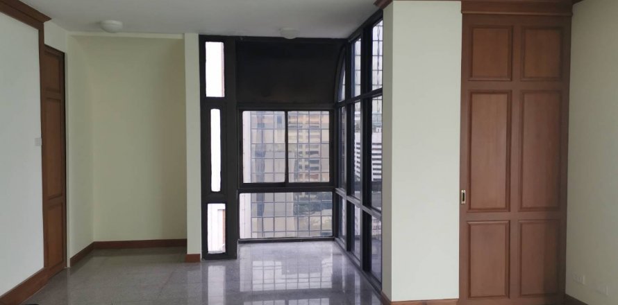 Кондоминиум с 3 спальнями в Бангкоке, Таиланд № 143335