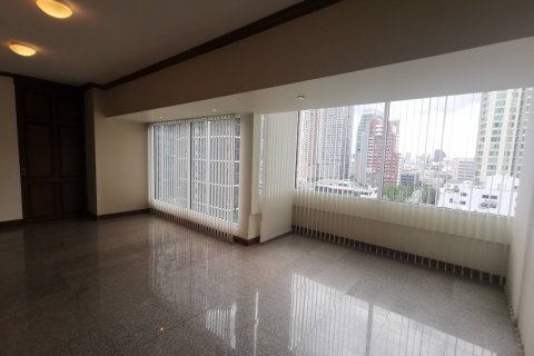 Кондоминиум с 3 спальнями в Бангкоке, Таиланд № 143335 - фото 6