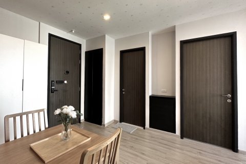 Condo à Phra Khanong, Bangkok, Thaïlande, 2 chambres  № 143338 - photo 3