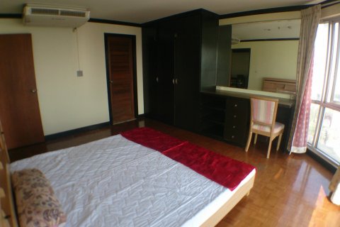 Condo à Bangkok, Thaïlande, 2 chambres  № 143339 - photo 4