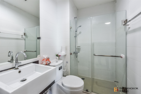 Condo à Bangkok, Thaïlande, 2 chambres  № 187015