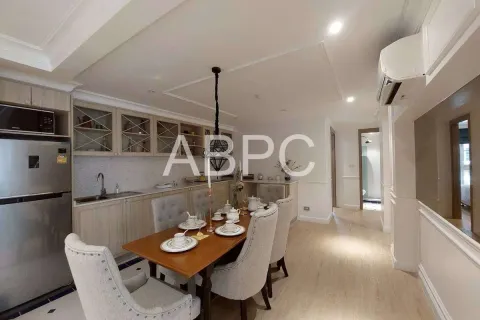 Condominio de 3 dormitorios en Pattaya, Tailandia № 211818 - foto 2