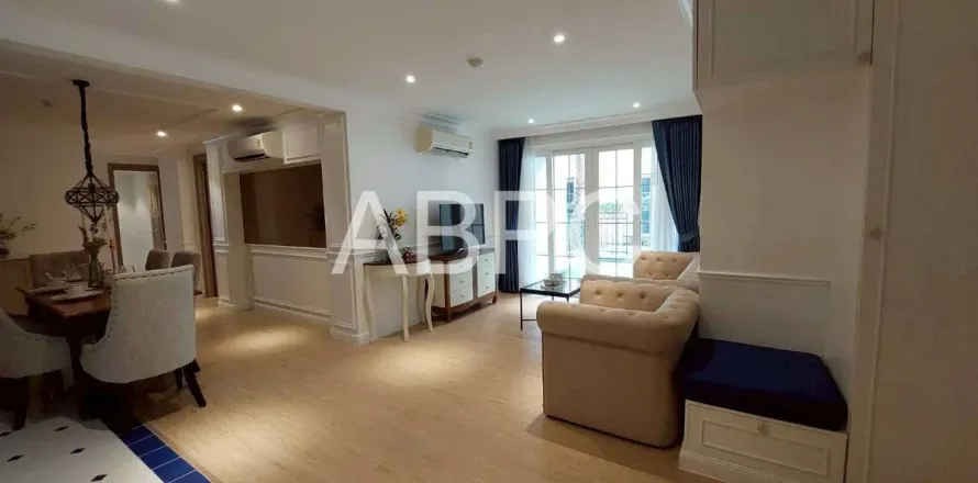 Condominio de 3 dormitorios en Pattaya, Tailandia № 211818