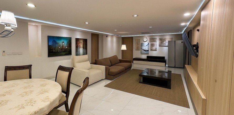 Penthouse in Watthana, Bangkok, Thailand 3 bedrooms № 142560