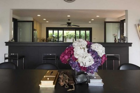 Вилла в Сан-Сая, Таиланд с 4 спальнями  № 142558 - фото 13