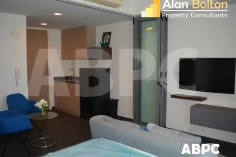 Condominio de 1 dormitorio en Pattaya, Tailandia № 211780 - foto 2