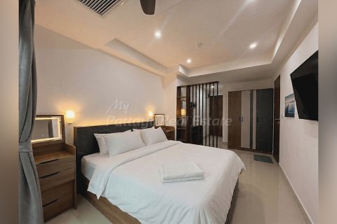 Studio in the Condo in Bang Lamung, Thailand № 205197 - photo 3