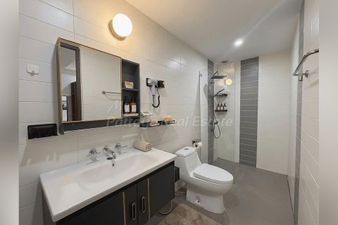 Studio in the Condo in Bang Lamung, Thailand № 205197 - photo 7