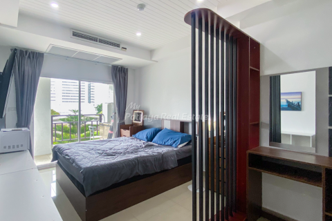 Studio dans le Condo à Bang Lamung, Thaïlande  № 205197