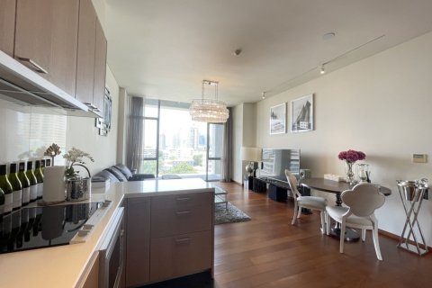 Кондоминиум с 2 спальнями в Сатхоне, Бангкок, Таиланд № 133795 - фото 1