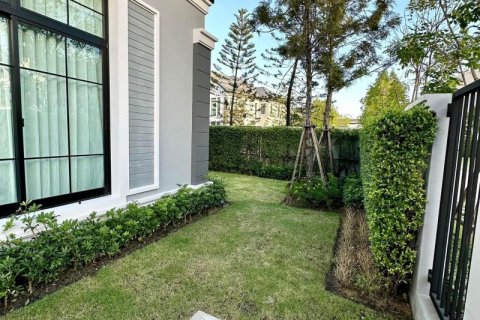 Вилла в Бангкоке, Таиланд с 4 спальнями  № 133797 - фото 16