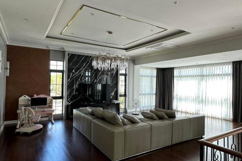 Вилла в Бангкоке, Таиланд с 4 спальнями  № 133797 - фото 12