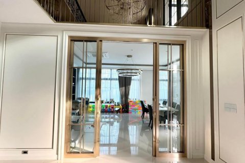 Вилла в Бангкоке, Таиланд с 4 спальнями  № 133797 - фото 10