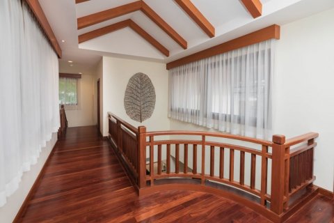 Villa in Phuket, Thailand 4 bedrooms № 133799 - photo 20
