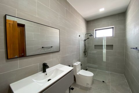 Villa in Hua Hin, Thailand 4 bedrooms № 168364 - photo 24