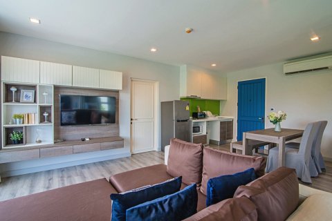 Condo in Hua Hin, Thailand, 2 bedrooms  № 168367 - photo 16