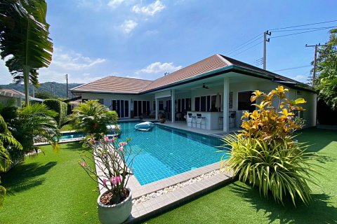 Villa in Hua Hin, Thailand 3 bedrooms № 168396