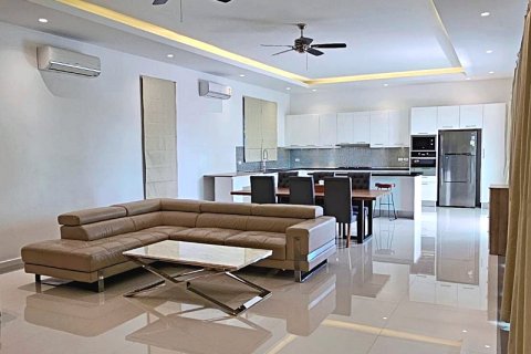 Villa in Cha-am, Thailand 4 bedrooms № 168398 - photo 13