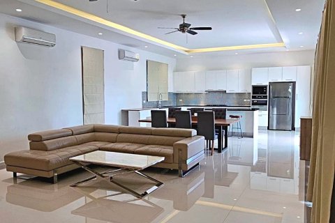 Villa in Cha-am, Thailand 4 bedrooms № 168398 - photo 12