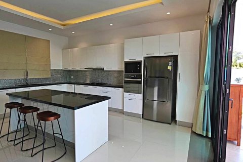 Villa in Cha-am, Thailand 4 bedrooms № 168398 - photo 25