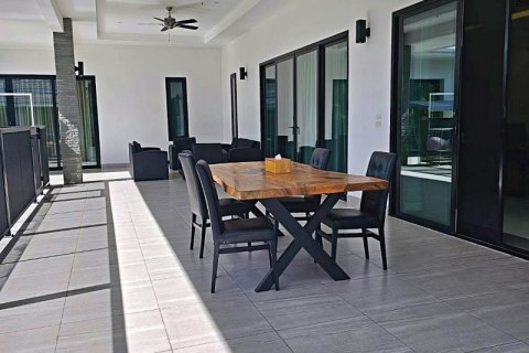 Villa in Cha-am, Thailand 4 bedrooms № 168398 - photo 26