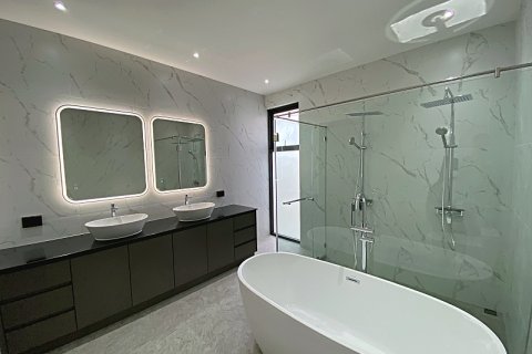 Villa in Hua Hin, Thailand 4 bedrooms № 168397 - photo 24