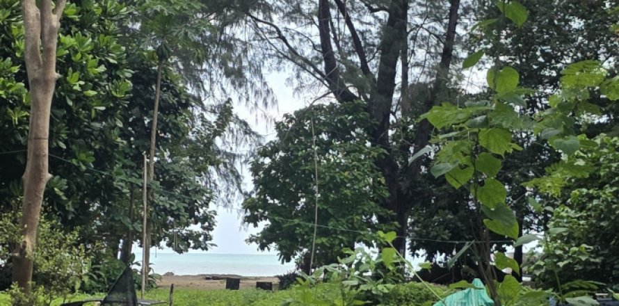 Земельный участок в Пхукете, Таиланд 16000м2  № 142522