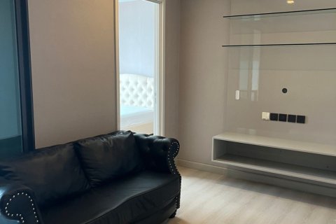 Студия в кондо в Пхая Тая, Бангкок, Таиланд № 155978 - фото 1