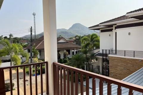 Villa in Hua Hin, Thailand 4 bedrooms № 159256 - photo 7