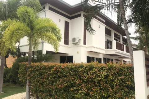 Villa in Hua Hin, Thailand 4 bedrooms № 159256 - photo 19