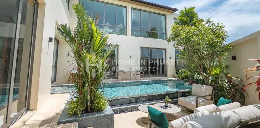 Maison à Phuket, Thaïlande 5 chambres № 233126