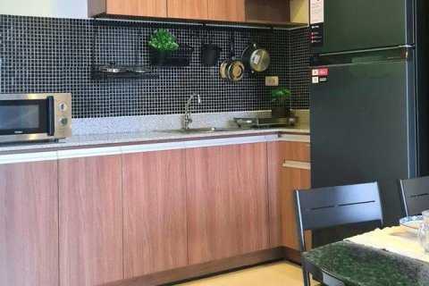 Condo à Bang Rak, Bangkok, Thaïlande, 2 chambres  № 140740 - photo 13