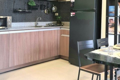 Condo à Bang Rak, Bangkok, Thaïlande, 2 chambres  № 140740 - photo 4