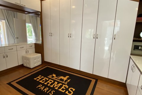 Вилла в Паттайе, Таиланд с 4 спальнями  № 140738 - фото 10