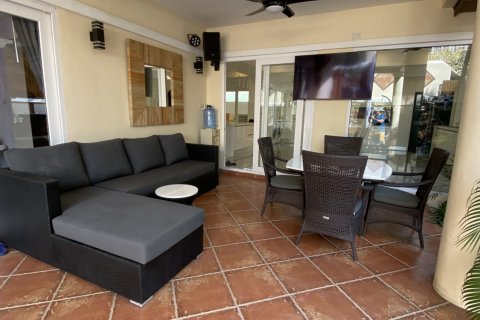 Вилла в Паттайе, Таиланд с 4 спальнями  № 140738 - фото 7